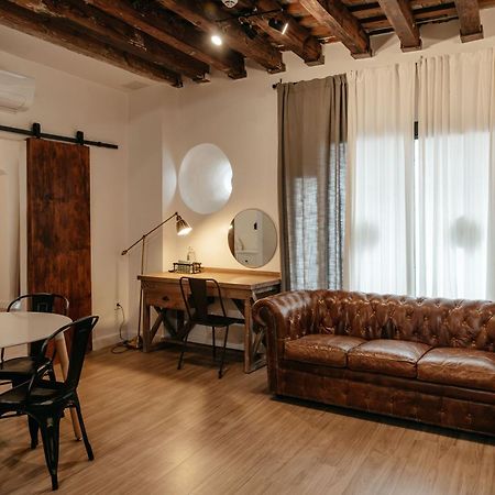 Astuto Boutique Jerez - Adults Only Hotel Jerez de la Frontera Exterior photo