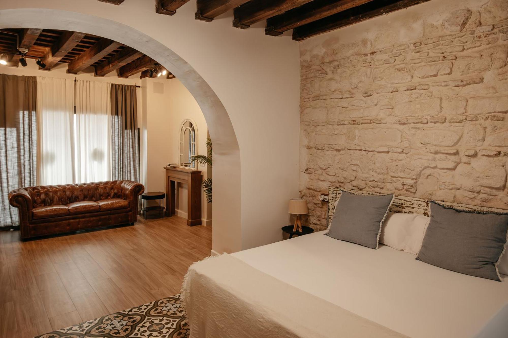 Astuto Boutique Jerez - Adults Only Hotel Jerez de la Frontera Exterior photo