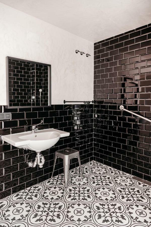 Astuto Boutique Jerez - Adults Only Hotel Jerez de la Frontera Exterior photo